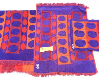 41 Yves Saint Laurent towel set