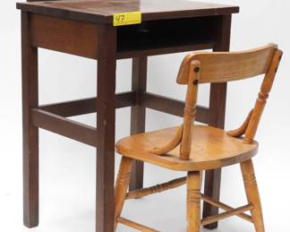 47 Mission oak telephone table, childs chair