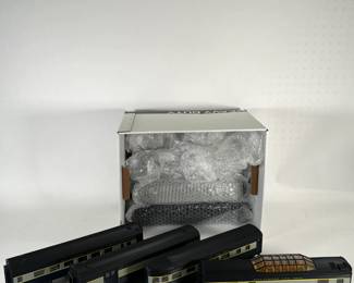 74 10PC MTH Amtrak Streamliner Pass. Car Train Group