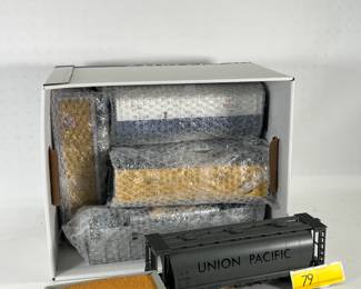 79 12PC MTH Reefer Stock Hopper Train Car Group