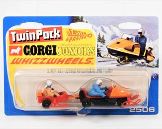 1008 1971 Corgi Juniors Twin Pack Snowmobile MOSC