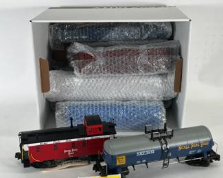 77 9PC MTH Nickel Plate Road Freight Set & Asst Cars