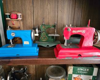 Many Miniature Sewing Machines