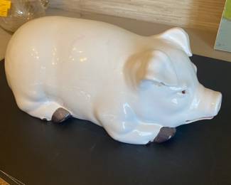 Large ceramic pig