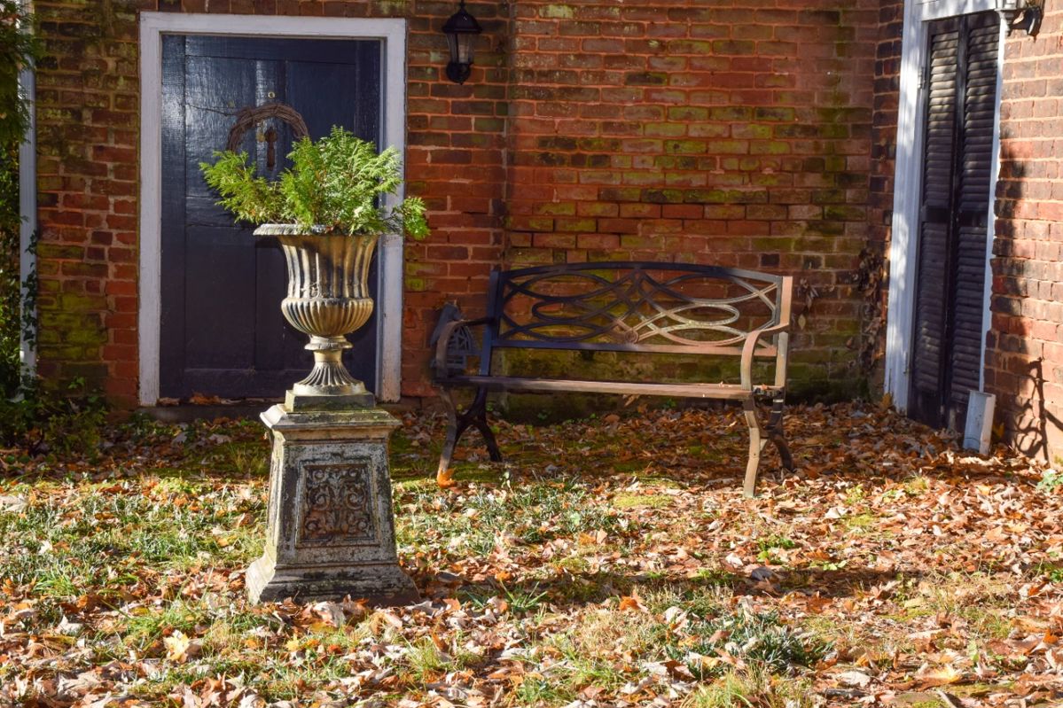 Mason House Holiday Estate Sale in Lynchburg, VA starts on 12/2/2023