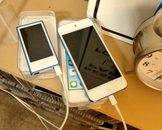 Apple iPod & itouch 