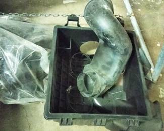 Air cleaner housing for 2005-2009 Ford Mustang 