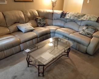 Leather sectional sofa 