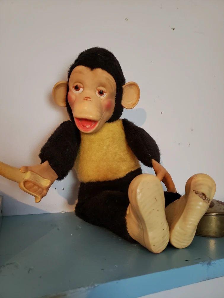 WOW! Fantastic Vintage Monkey from the 60s.