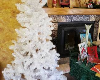 Gorgeous White Christmas Tree