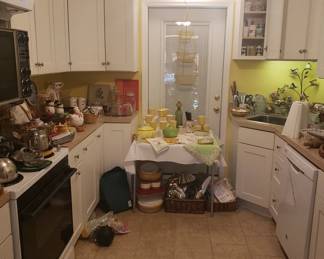 Kitchen loaded with good vintage things