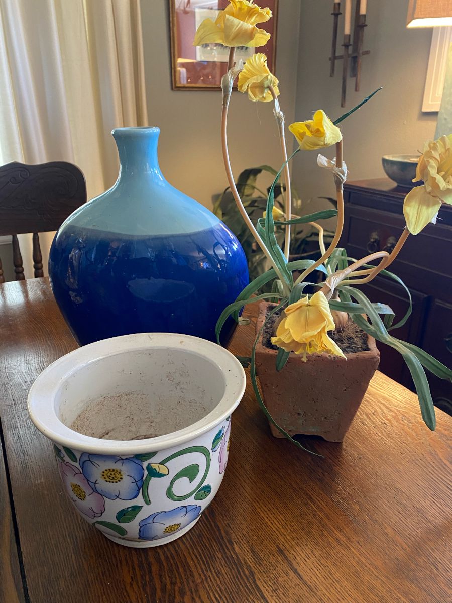 Blue Willow Estate Sales in Iuka, MS starts on 12/2/2023