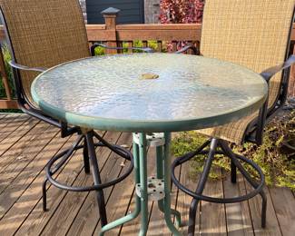 Outdoor Bistro Table and Chairs
