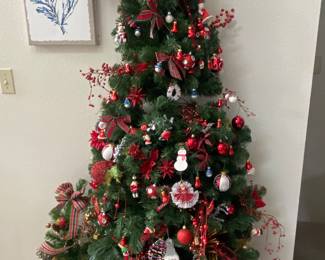 Half Christmas Tree & Ornaments