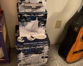 Holiday Ice Sculptures