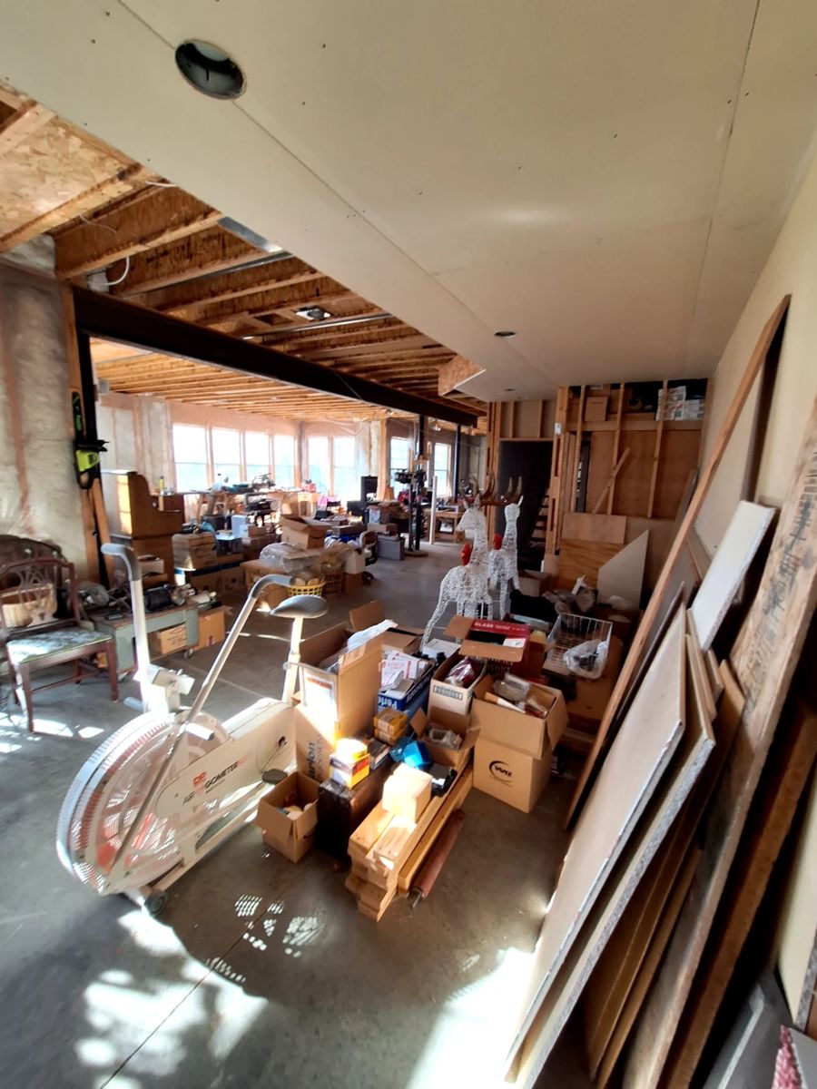 Estate sale *mansion house * in Cedar Rapids, IA starts on 12/8/2023