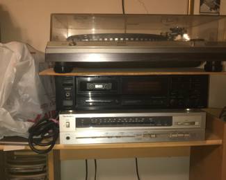 Large collection of vintage electronics