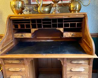 Gorgeous Rolltop Desk.  Available for Pre-sell