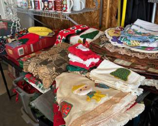 Come looking for decorations - there are a bunch!