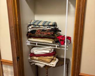 Tablecloths and table decorations