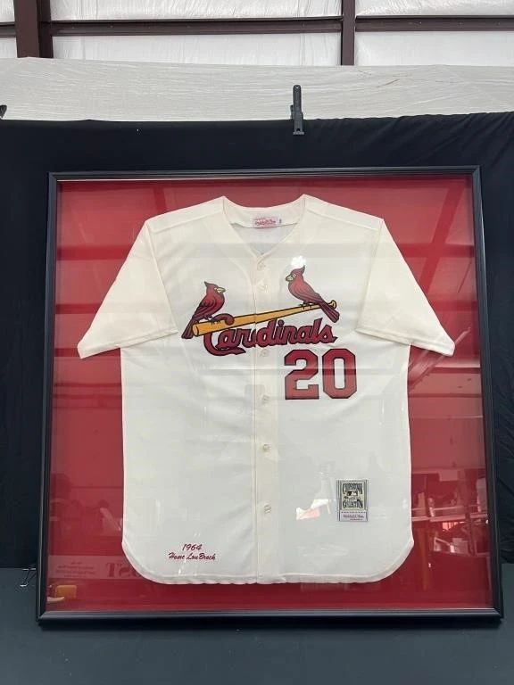 Sports Memorabilia & Collector's Card Online... starts on 11/22/2023