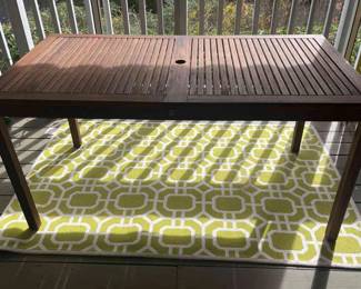 "Home for the Holidays" in Evans, GA. Closing on Tue 11/28 at 6p. Pickup on Wed 11/29 from 3-6p. Please click here to view more photos, descriptions, and current bids: https://ctbids.com/estate-sale/25571