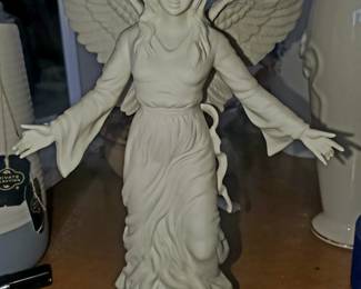 Rare vintage Lenox Renaissance tree top angel