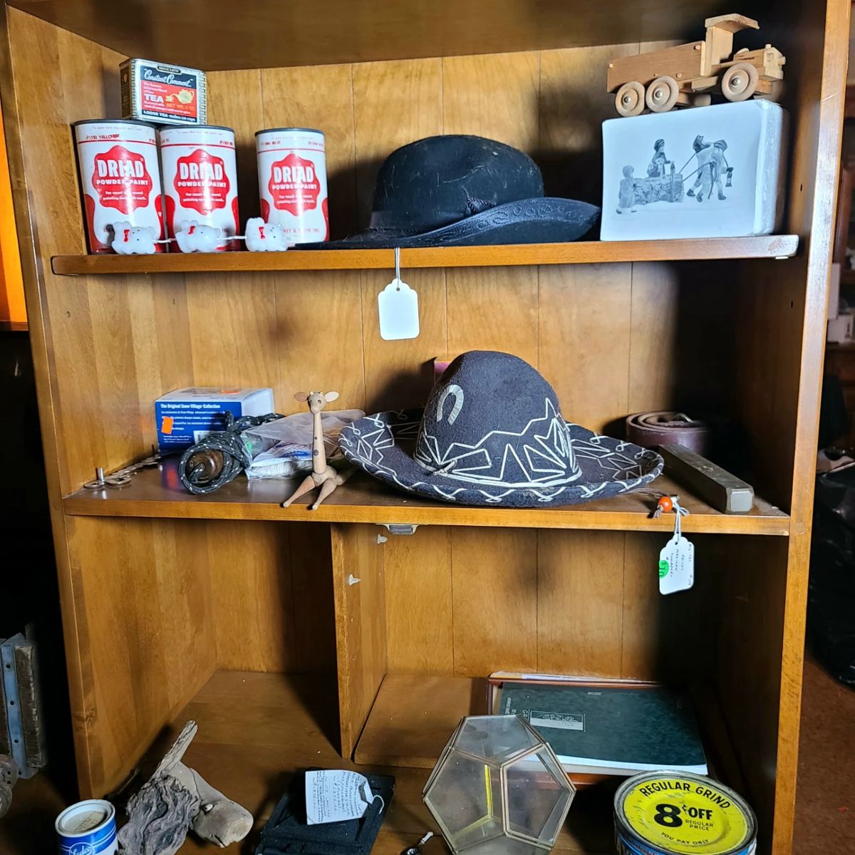 Estate sale Cardiff by the sea in Cardiff By The Sea, CA starts on 11