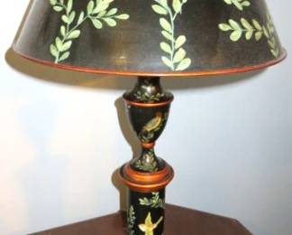 Vintage Hand Painted Bird Design Toleware Table Lamp