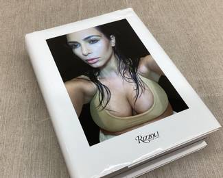 Kim Kardshian Selfish Book