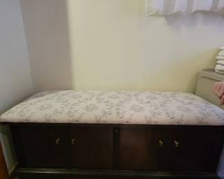 Lane Cedar Chest with Upholstered Top