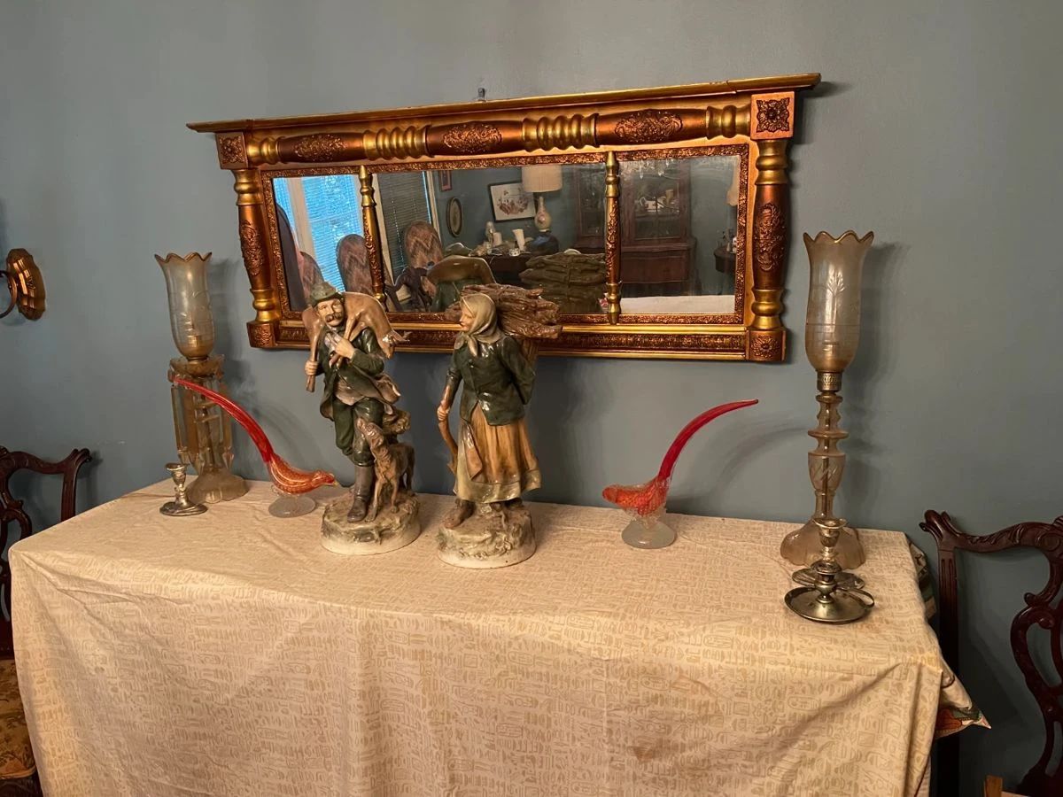 MANHASSET ESTATE SALE! in Manhasset, NY starts on 11/25/2023