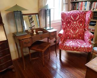 VINTAGE DRESSER AND MIRROR, PAIR OF LAMPS AND RE  D WING BACK CHAIR