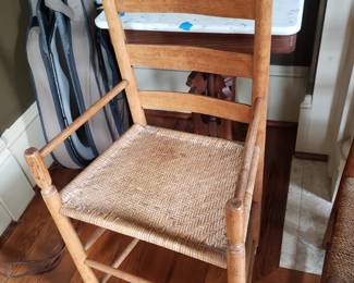 SHAKER CHAIR FROM KENTUCKY