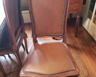 DINING CHAIR
