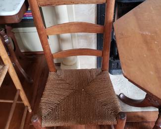 SHAKER CHAIR FROM KENTUCKY