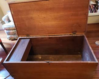 BLANKET CHEST INTERIOR
