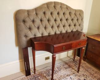 FULL SIZE UPHOLSTERED HEAD BOARD