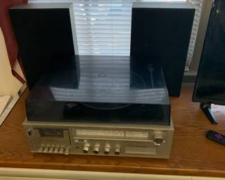Vintage stereo - all-in-one