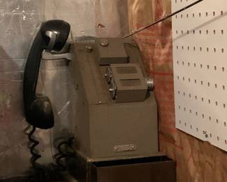 Telephone credit card machine