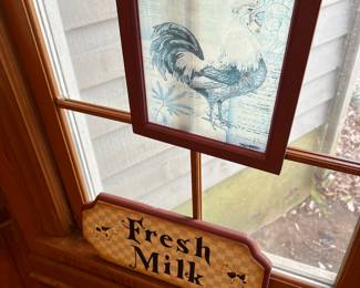 Roosters and "fresh milk" decor