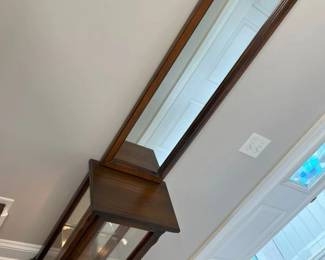 794 Entry Mirror Display Table min