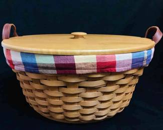 JOSW960 Longaberger XL Corn Basket With Wooden Lid Removable plaid fabric liner, & plastic liner, 2 leather handles.