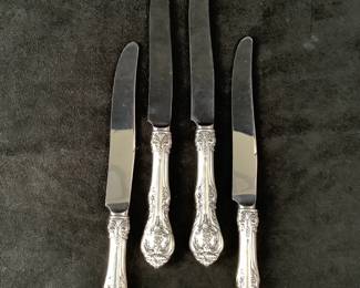 JETH216 Gorham, King Edward, Sterling Flatware Knives #11 4 sterling knives, Handles stamped sterling and the blades are stamped stainless. Each weigh approximately 62g.