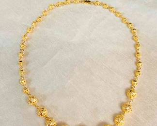 CT111 Ladies 18k Yellow Gold, Necklace Gorgeous vintage gold necklace. Three different size spheres. Chain weighs approximately 29.95 grams. Passed 18k acid test. Measures about 9 inches.