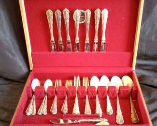 "Fox Hollow Treasures" in Aiken, SC. Starts Closing on Thu 11/30 at 8p. Pickup: Sat 12/2 from 11-3p. Please click here to view more photos, descriptions, and current bids:&nbsp;https://ctbids.com/estate-sale/25632