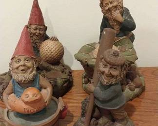 "Fox Hollow Treasures" in Aiken, SC. Starts Closing on Thu 11/30 at 8p. Pickup: Sat 12/2 from 11-3p. Please click here to view more photos, descriptions, and current bids:&nbsp;https://ctbids.com/estate-sale/25632