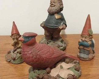 "Fox Hollow Treasures" in Aiken, SC. Starts Closing on Thu 11/30 at 8p. Pickup: Sat 12/2 from 11-3p. Please click here to view more photos, descriptions, and current bids:&nbsp;https://ctbids.com/estate-sale/25632