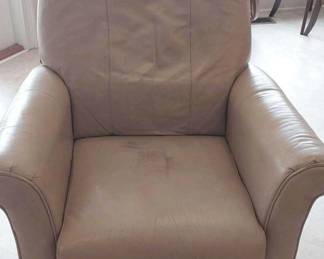 "Fox Hollow Treasures" in Aiken, SC. Starts Closing on Thu 11/30 at 8p. Pickup: Sat 12/2 from 11-3p. Please click here to view more photos, descriptions, and current bids:&nbsp;https://ctbids.com/estate-sale/25632