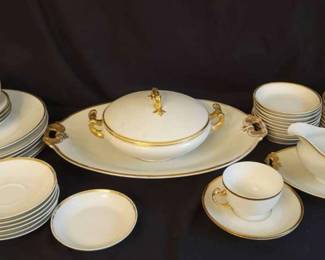 "Fox Hollow Treasures" in Aiken, SC. Starts Closing on Thu 11/30 at 8p. Pickup: Sat 12/2 from 11-3p. Please click here to view more photos, descriptions, and current bids:&nbsp;https://ctbids.com/estate-sale/25632